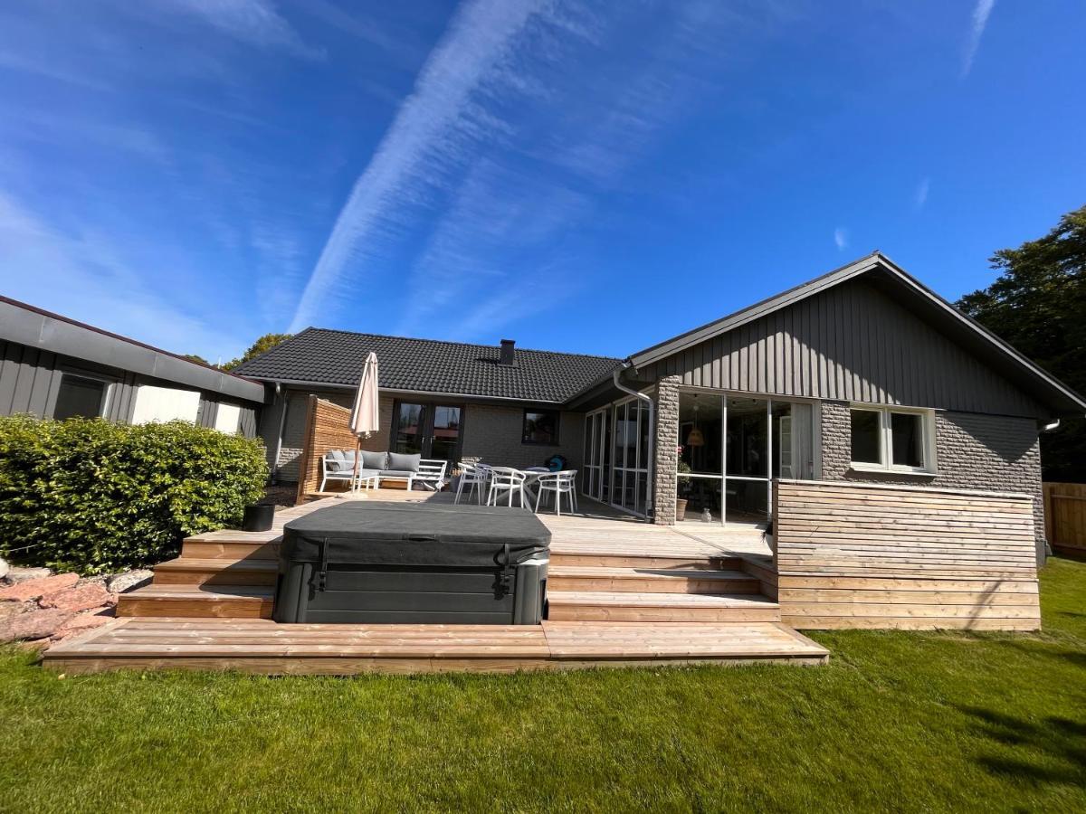 Wunderbares Feriendomizil Mit Whirlpool Sölvesborg Exterior foto